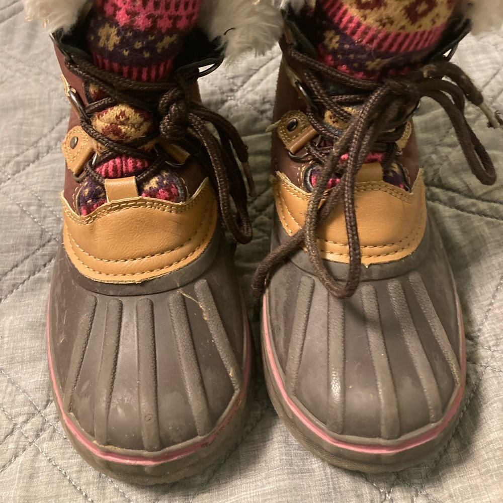 London Fog snow boots